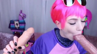 Fortnite costume girl sucks fake dicks