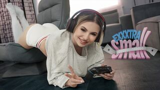 Aria Banks Busty Stepsis Catches Bro Stroking Giant Shaft