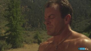 The riding of sex is killing the big-breasted brute, stopping for reverse cowgirl and face-runnin '