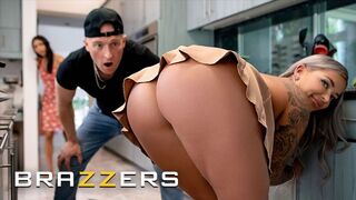 Sexy chef Hayley Davies is more focused on Zac's dick than work