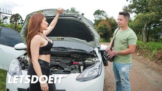 Hot Latino John Leela Moon fucking his mechanic
