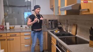 German amateur milf uses corn to fuck her pussy and lick her own juice