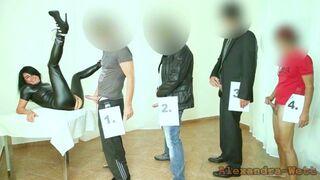 A sperma party! Korlátlan dugás a latex ribanccal!