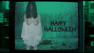 Ne nézz Halloweenkor, mert Sadako a bőrödet simogatja