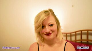 Cindy Hope gets a hard gift for deep throat and pampering - Brand New Amateurs