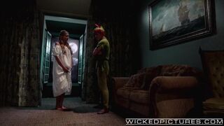 Blonde Cosplay Beauty, Cosima Dunkin gets it hard - Wicked Channel