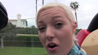 Lily Labeau 18 éves puncija vadul kitárul Jenna Ivory-val és Chris Stokes-szal