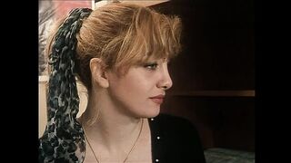 Feszes, szőrös punci kemény leszopása Moana Pozzi és Rocco Siffredi közreműködésével
